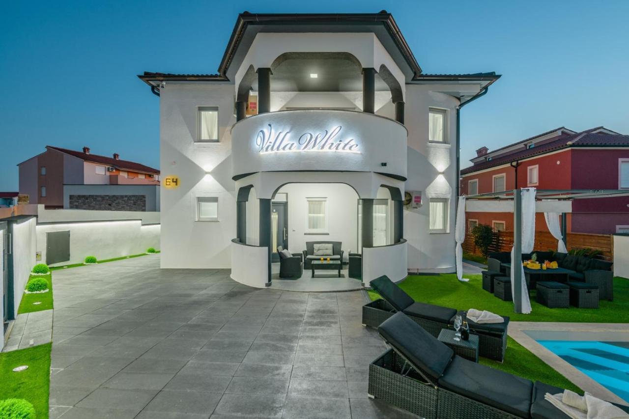 Complex Villa White Pula Exterior foto