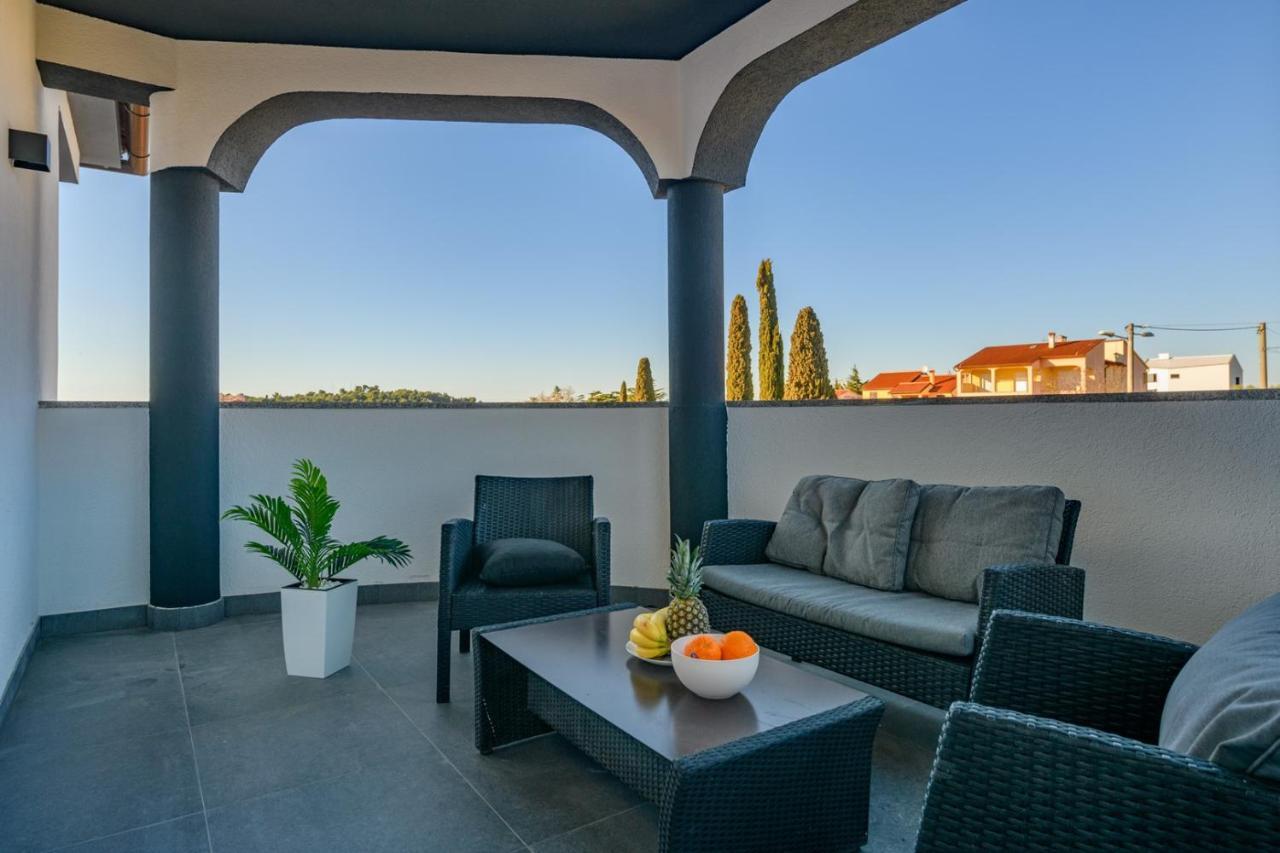Complex Villa White Pula Exterior foto